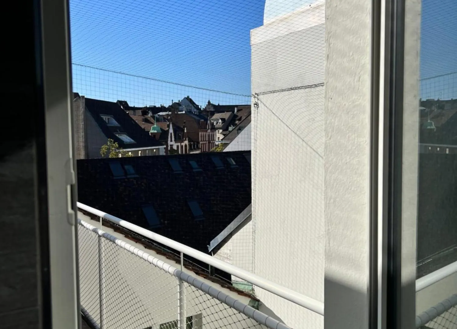 City Center Rooftop Balcony-Studio At Town Hall Bázel Apartman